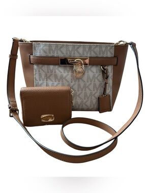 Michael Kors Hamilton Lock Key Crossbody Bag & Bifold Wallet Vanilla Acorn CLEAN
